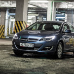 opel astra sedan